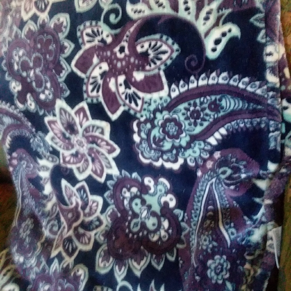 Very soft throw blanket last price